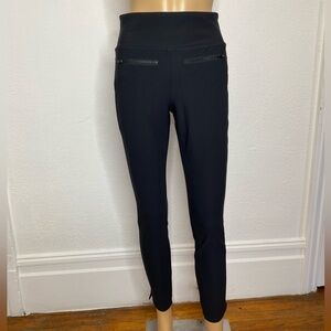 Athleta Stellar Cropped Pants Zippered Pockets Women’s Size ST Black